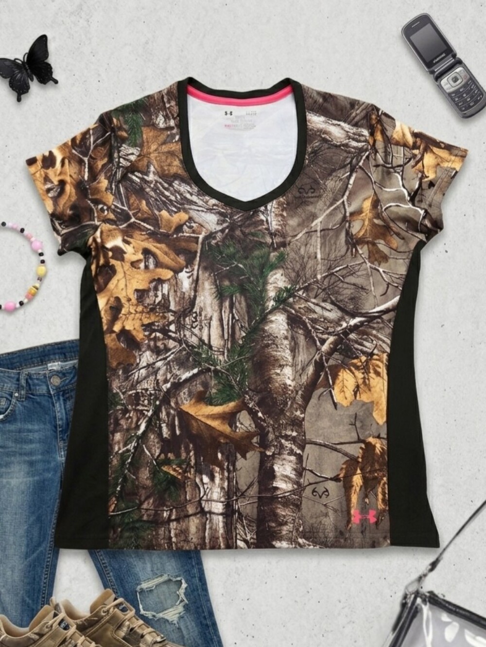 Under Armour Womens Realtree Camo HeatGear Fitted T-Shirt V Neck Top Large Pink